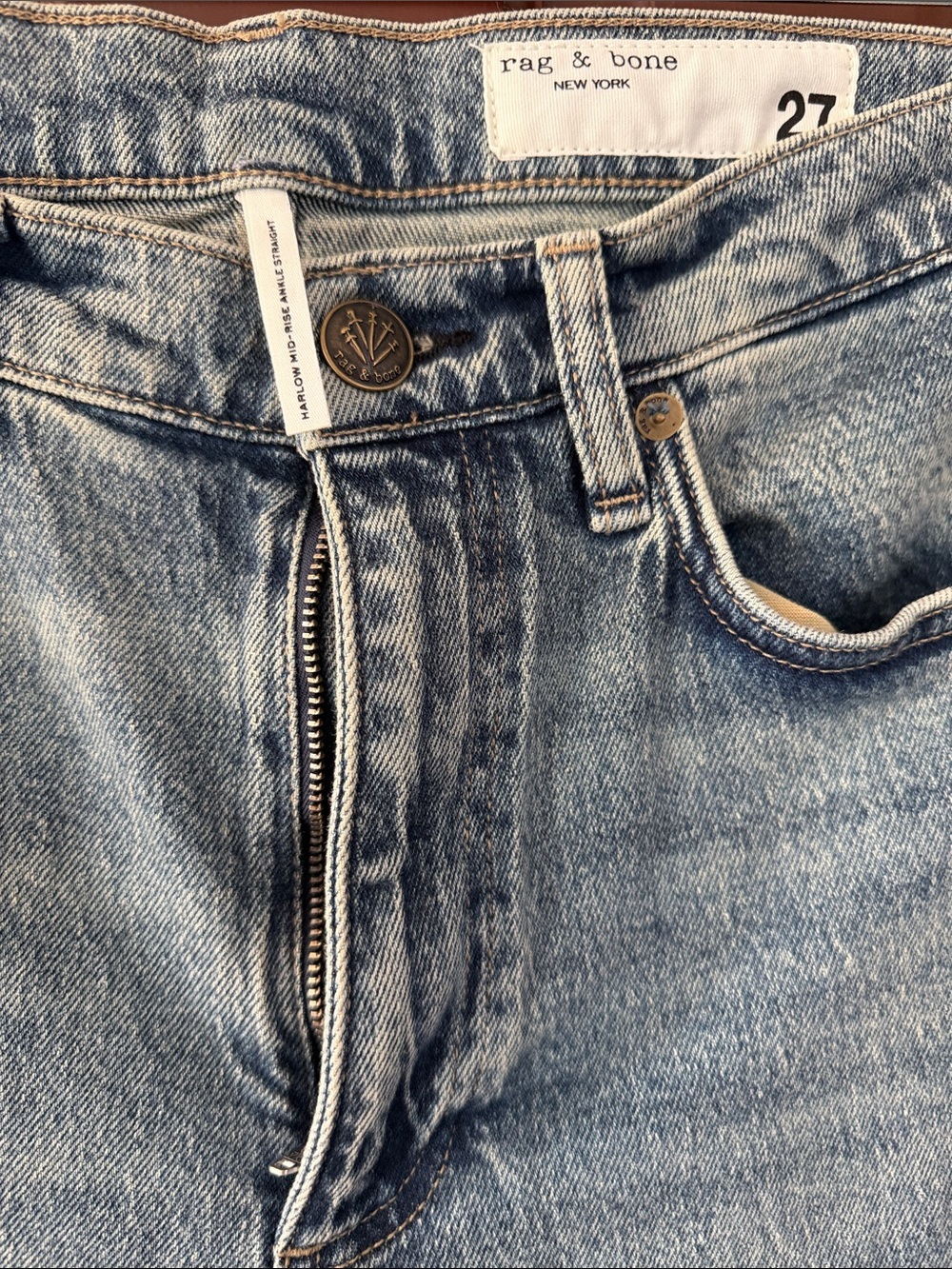 Rag & Bone!! Light Wash Women’s Straight-Leg Jeans - Blue— NWT - Picture 2 of 4
